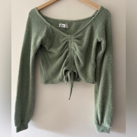 Hollister Sweaters - Hollister Mint Green Fuzzy‎ Soft Cropped Sweater Long Sleeve